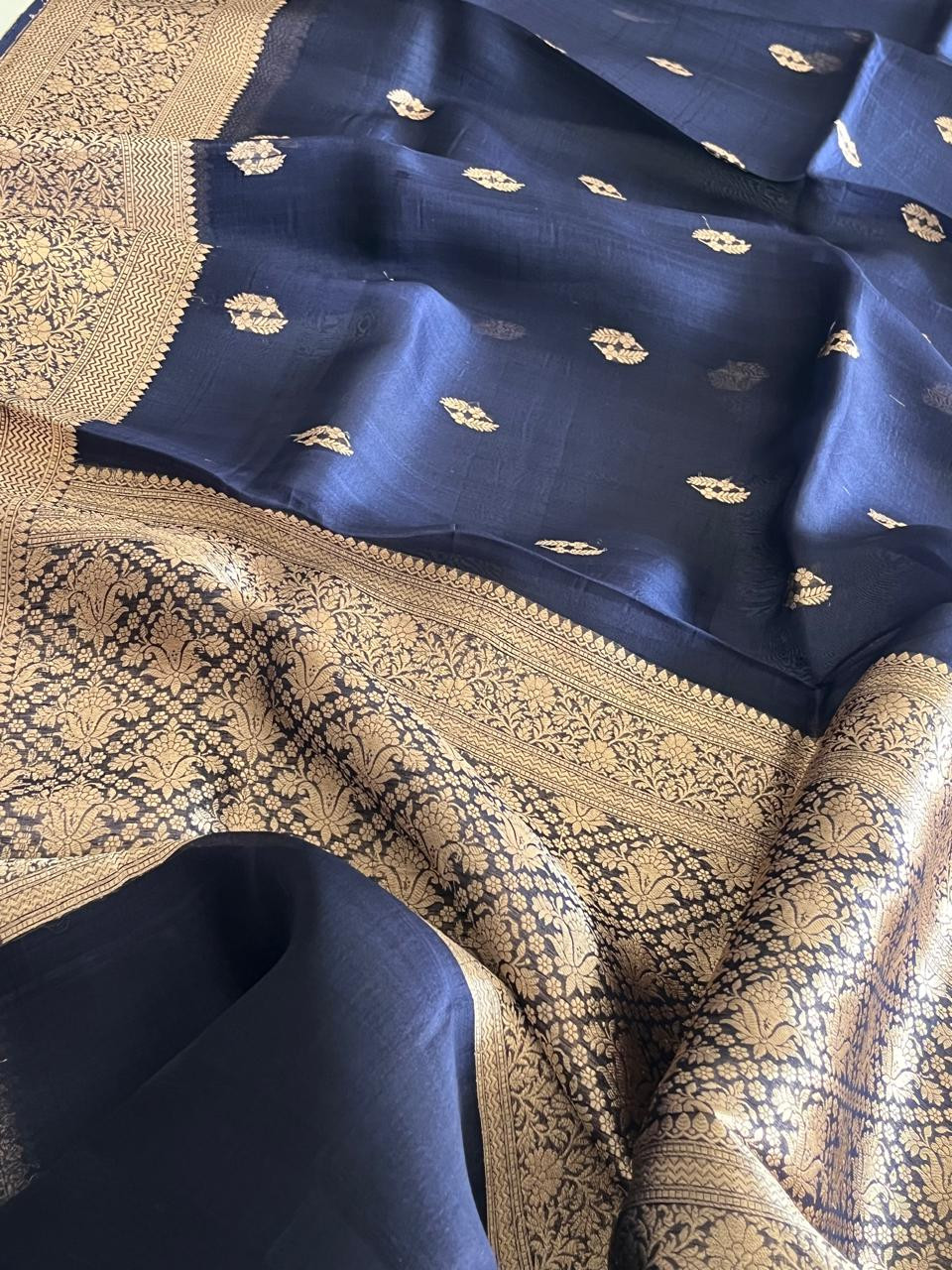 Kora Banarasi Pure Organza Handwoven Silk Saree with Kadwa Buttis - Blue