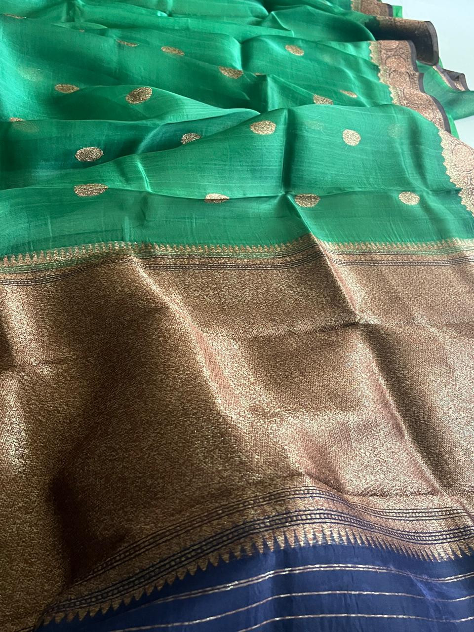Kora Banarasi Pure Organza Handwoven Silk Saree with Kadwa Buttis - Green