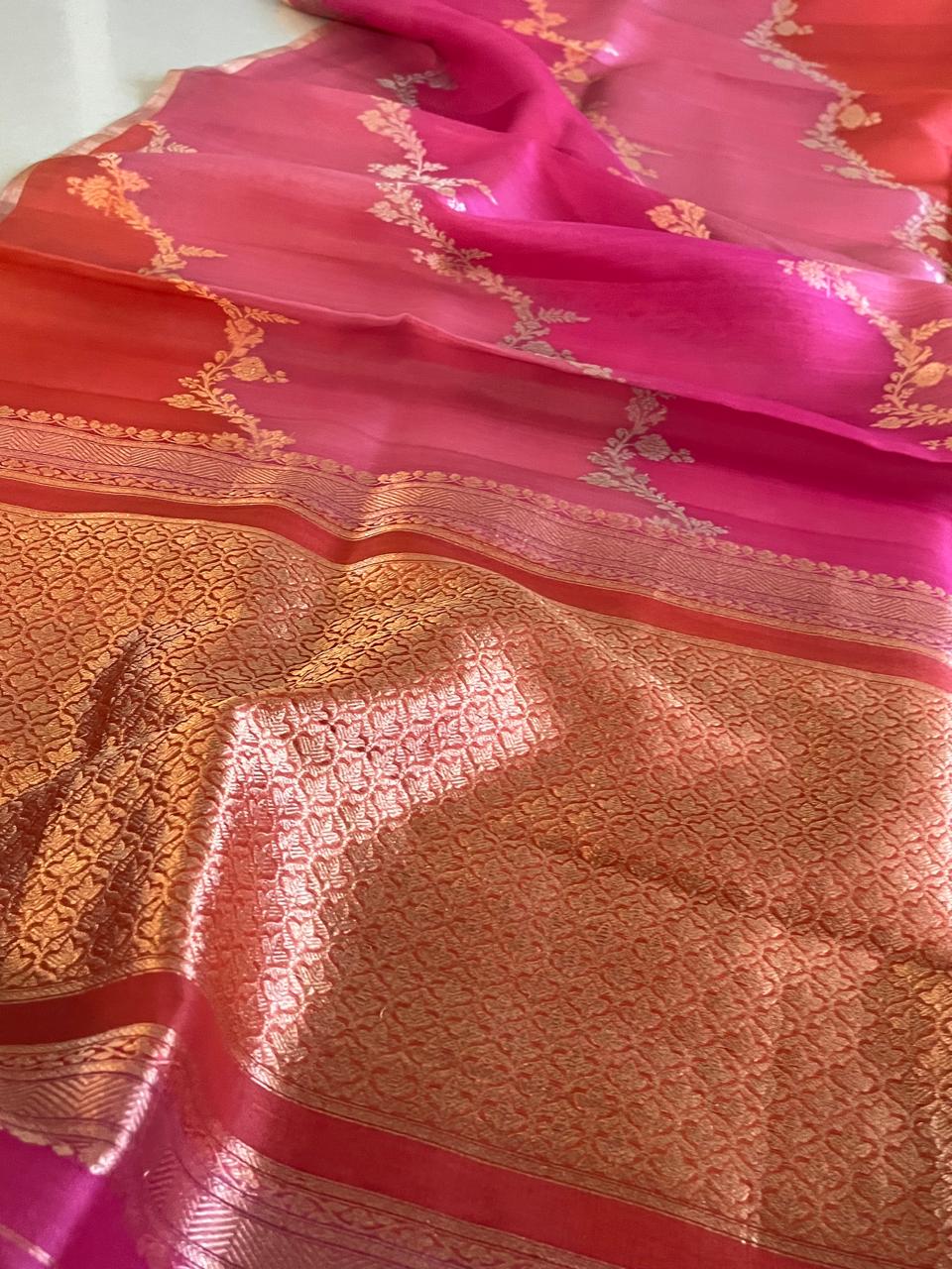 Kora Banarasi Pure Organza Rangkat Handloom Saree with Kadwa Weave - Coral Blush