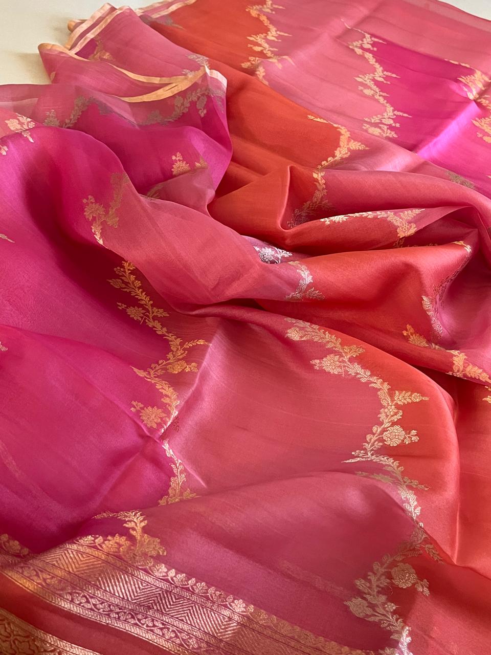 Kora Banarasi Pure Organza Rangkat Handloom Saree with Kadwa Weave - Coral Blush