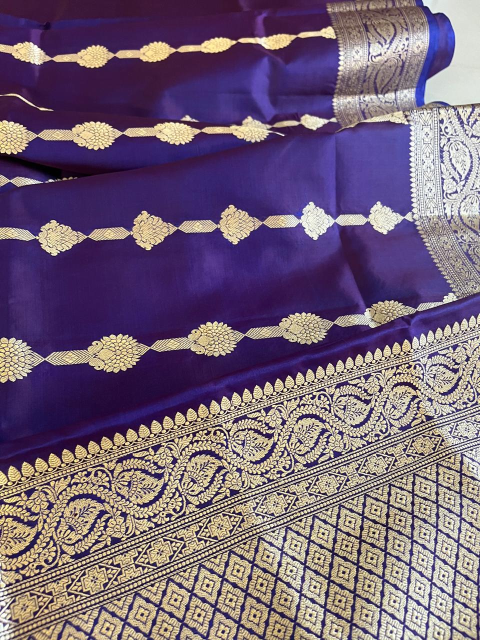Kora Banarasi Pure Organza Handwoven Silk Saree with Kadwa Buttis - Purple