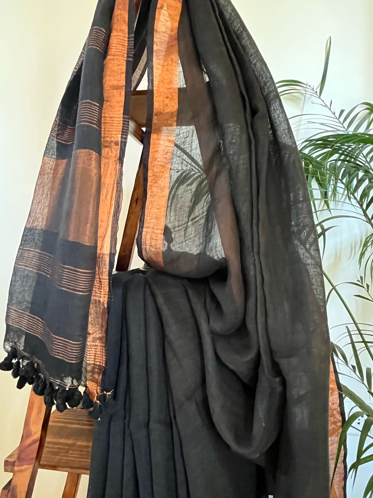 Linen Cotton Handloom Saree - Black