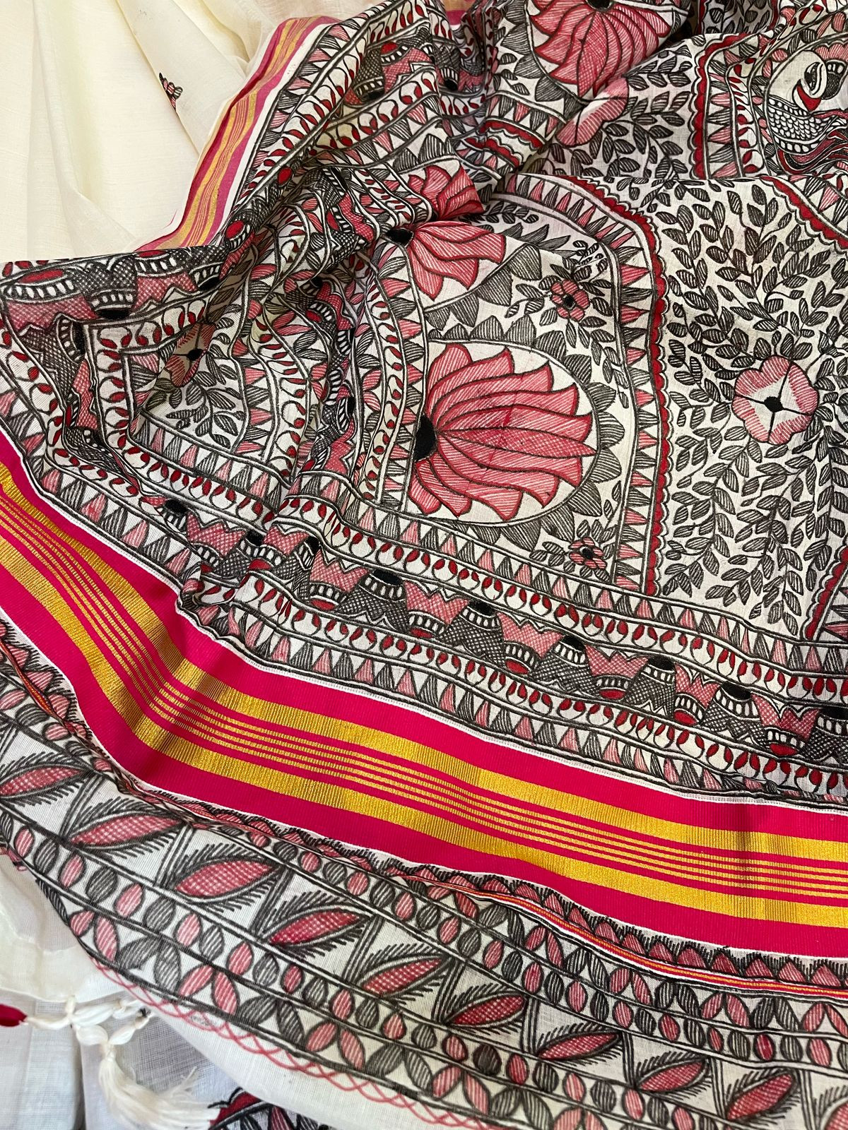 Madhubani Handpainted Fusion Kasavu Cotton Saree - Off White