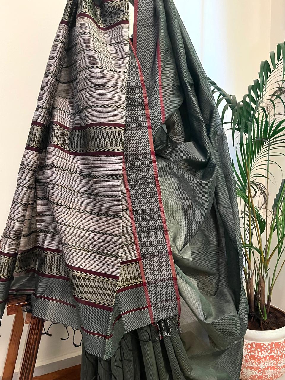 Rehwa-style Maheshwari Handloom Saree - Sage Moss Dark