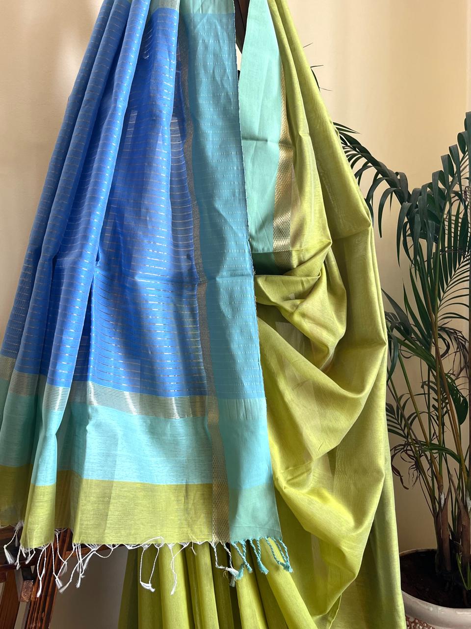 Beautiful Handloom Maheshwari Saree - Mehendi Green Blue