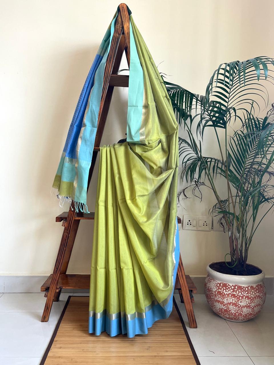 Beautiful Handloom Maheshwari Saree - Mehendi Green Blue