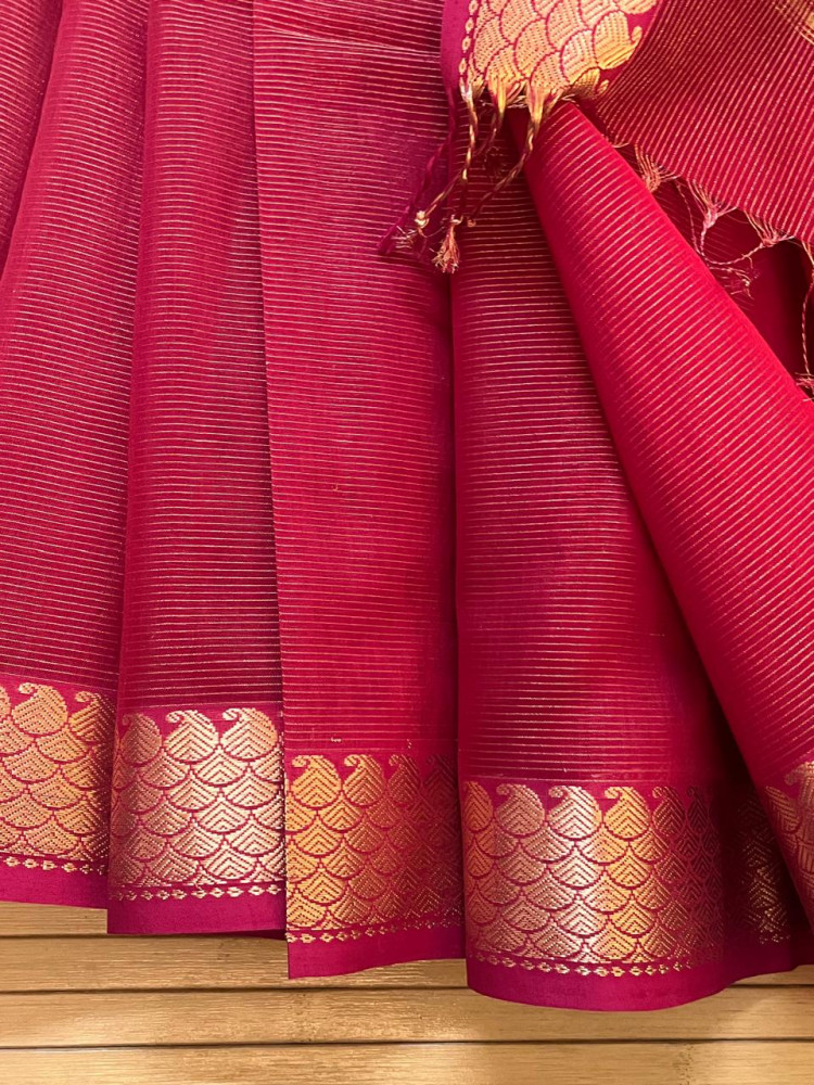 Image of Traditional Maheshwari Handloom Saree in Kairi Border in Zari Weave - Rose Red