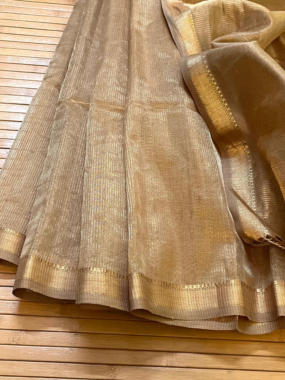 Classic Maheshwari Handloom Saree with Lehar - Wave Style Border - Golden