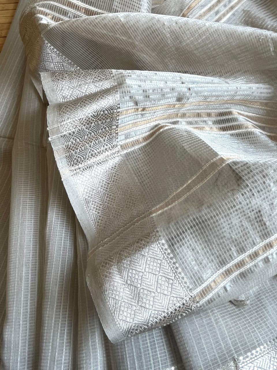 Maheshwari Silver Grid Saree with Heritage Chatai Border