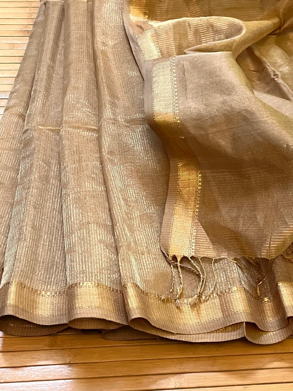 Classic Maheshwari Handloom Saree with Lehar - Wave Style Border - Golden