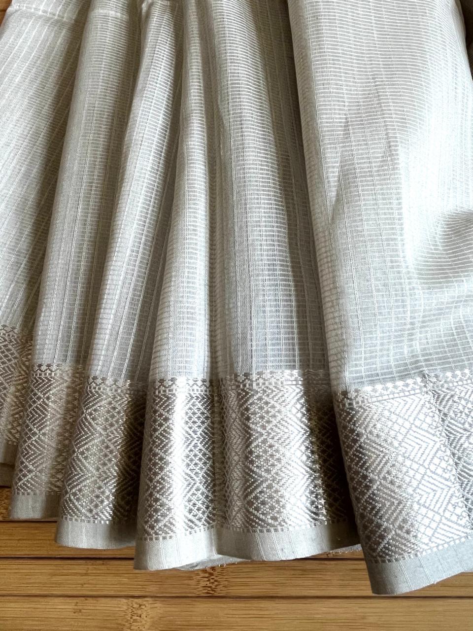 Maheshwari Silver Grid Saree with Heritage Chatai Border