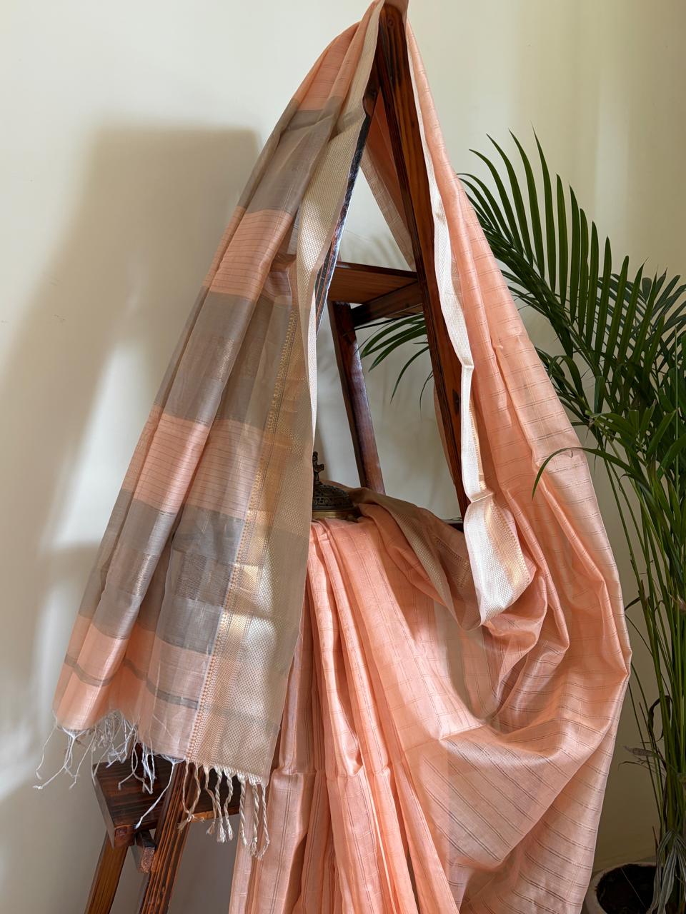 Mridula Peach and Silver Handwoven Maheshwari Saree