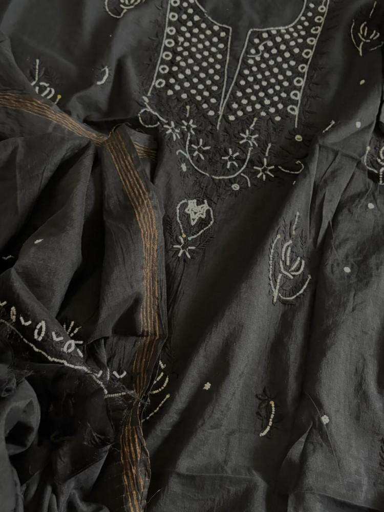 Image of Mul Chanderi Handwork Chikankari Kurta Dupatta - Black