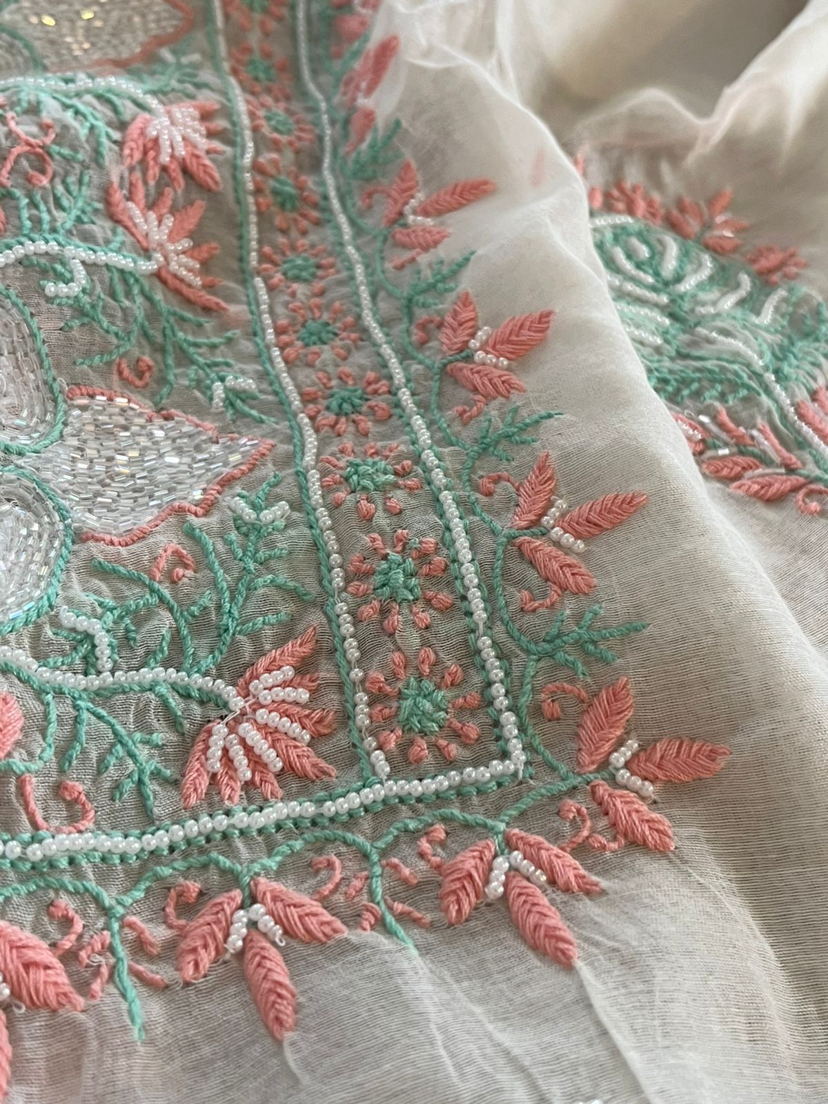 Mul Chanderi Handwork Chikankari Kurta Dupatta - Moon White