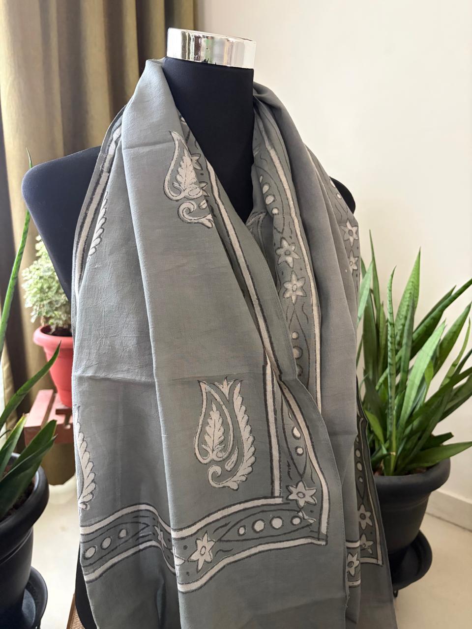 Pure Mul Mul Handblock Printed Stoles with Tassels - Grey