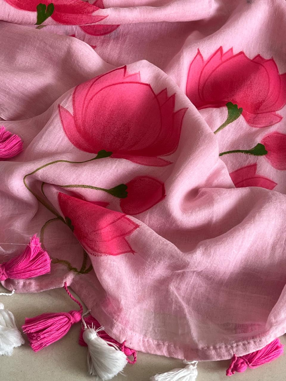 Mul Mul Supersoft Saree With Handpainting - Pink