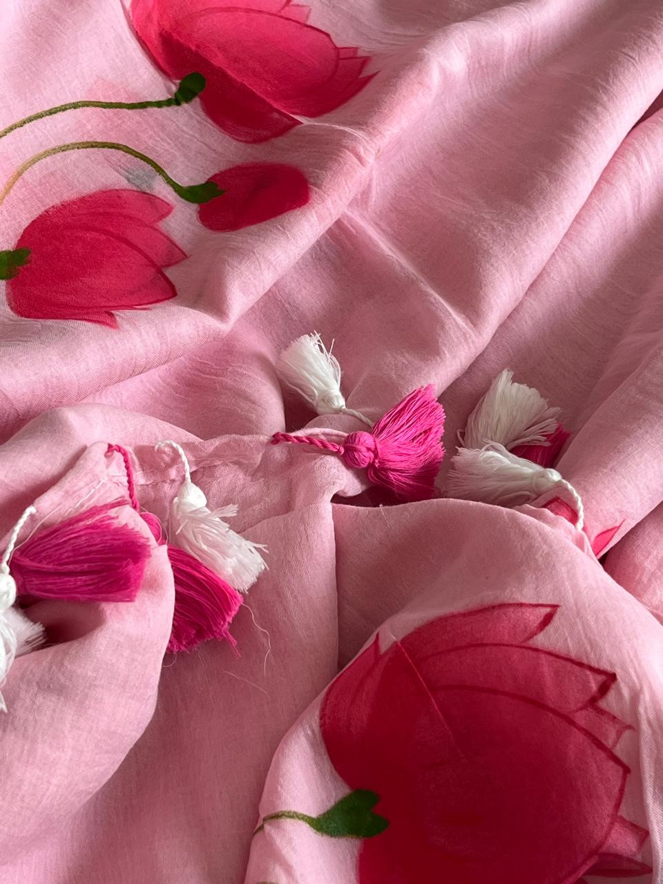 Mul Mul Supersoft Saree With Handpainting - Pink