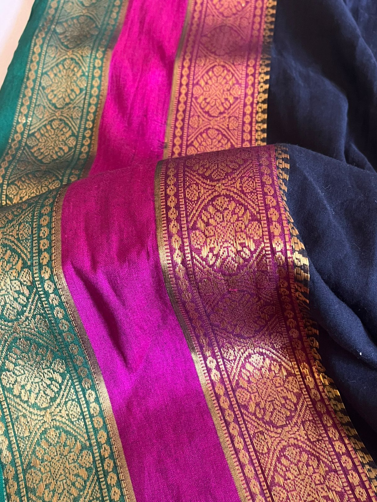 Soft and comfortable Pure Mul Mul Sarees with Resham Border - Black