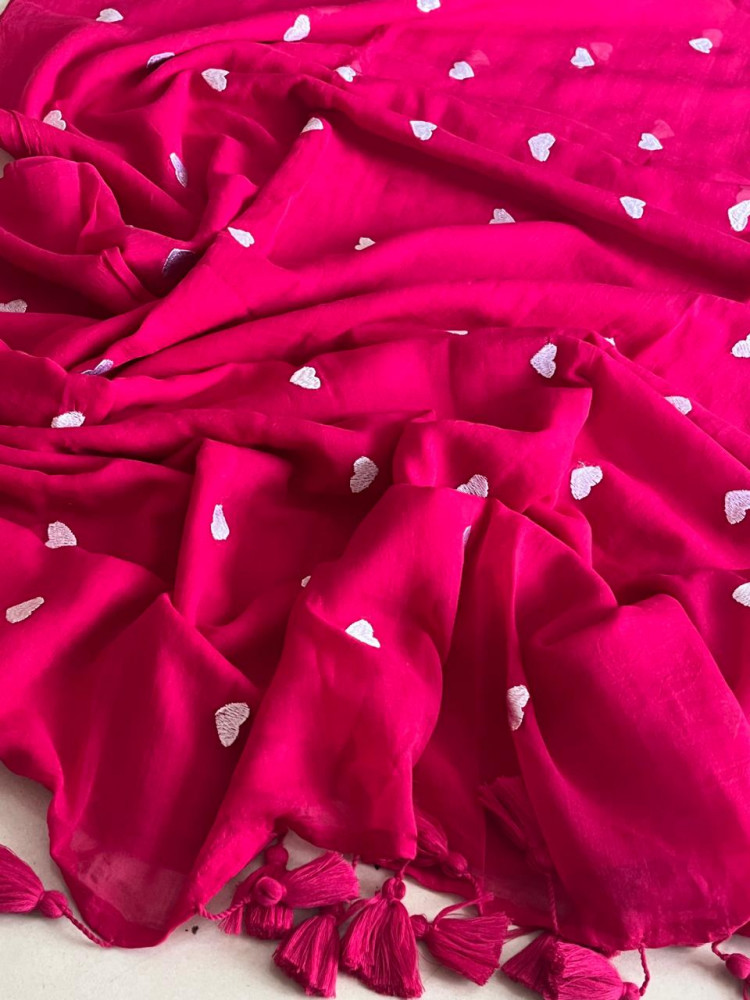 Image of Soft and comfortable Pure Mul Mul Sarees with embroidered Hearts - Pink