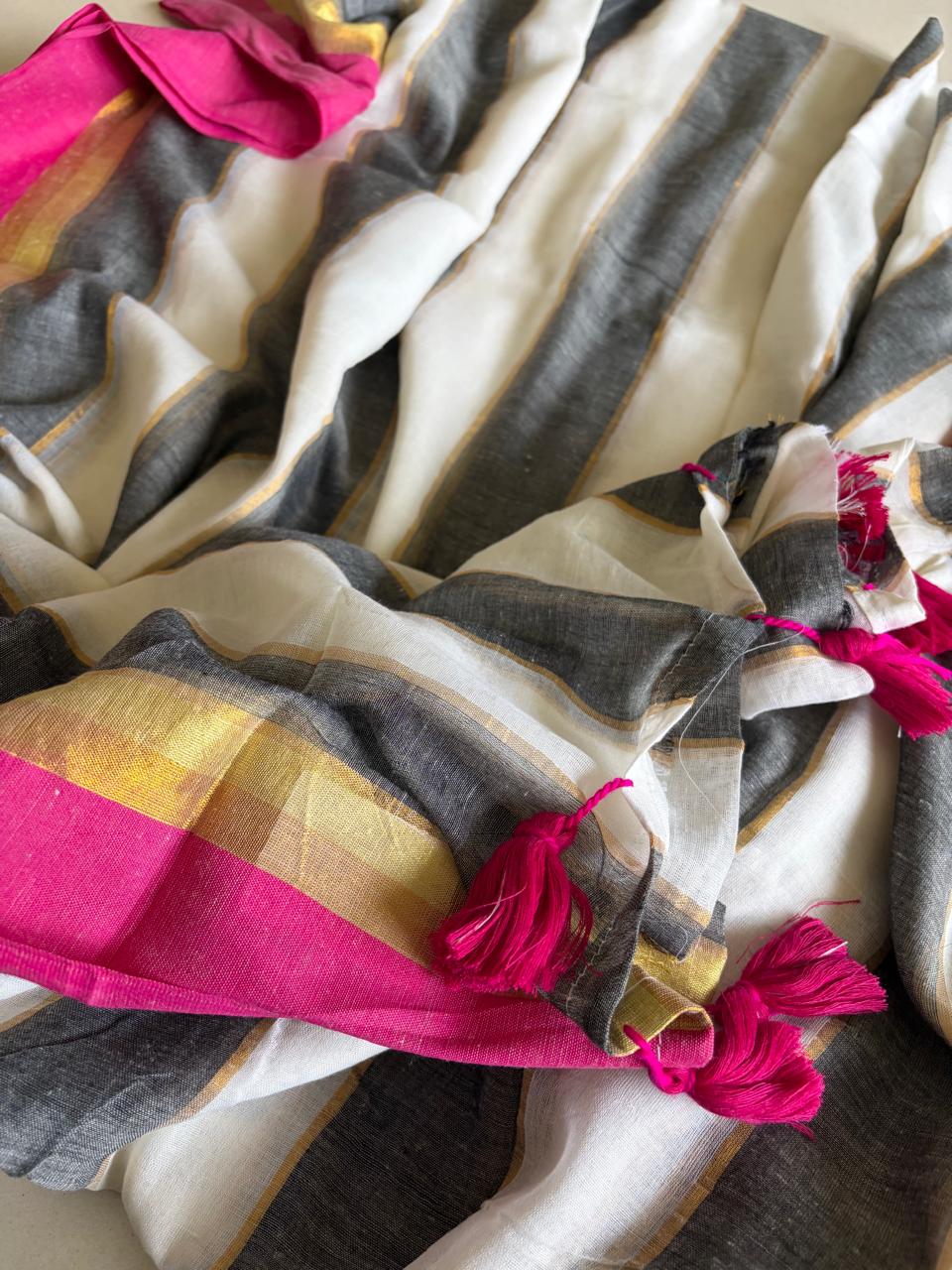 Soft and comfortable Pure Mul Mul Striped Saree - Grey with Pink