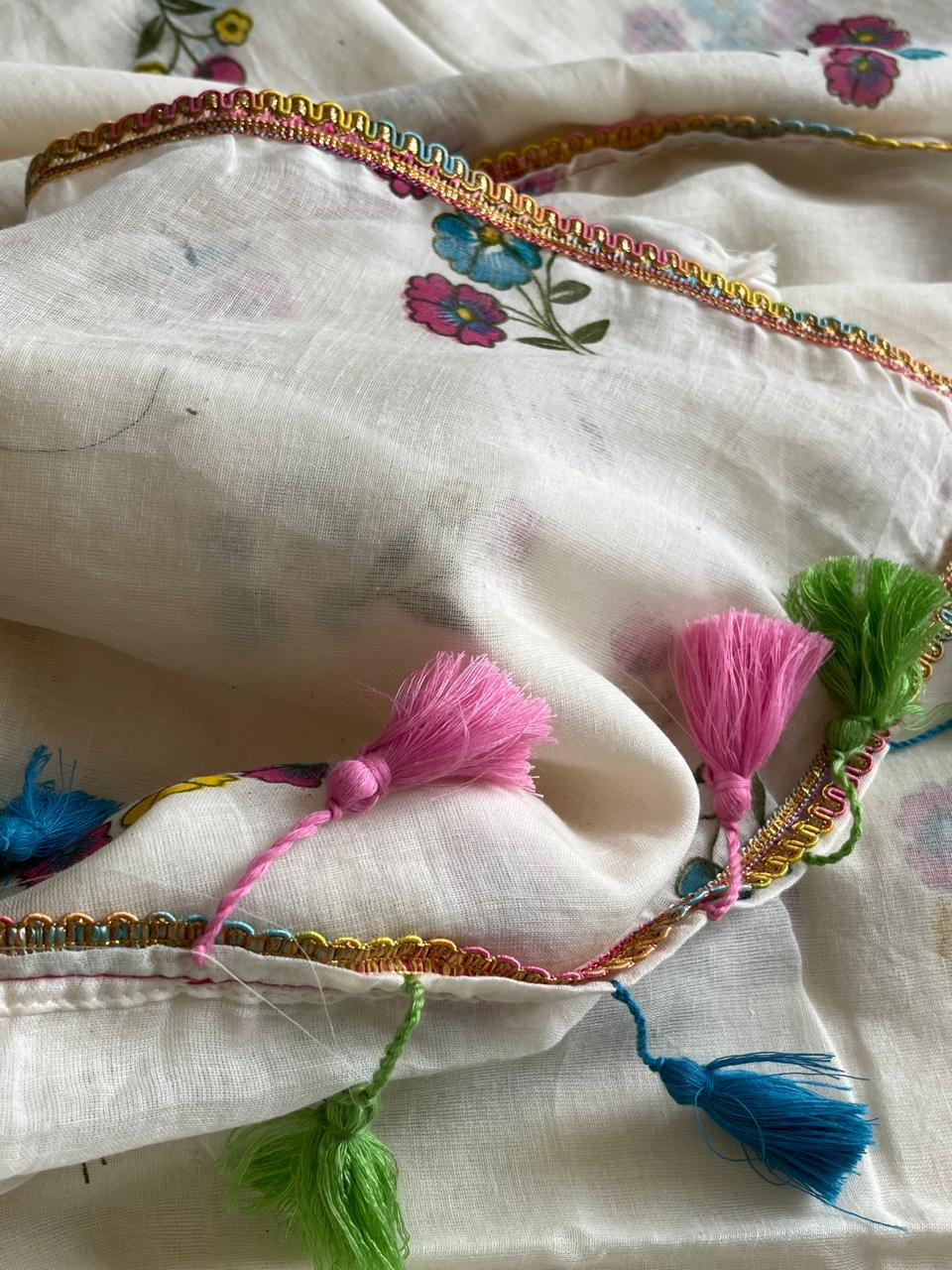 Mul Mul Printed Saree with Lace and Tassels - White