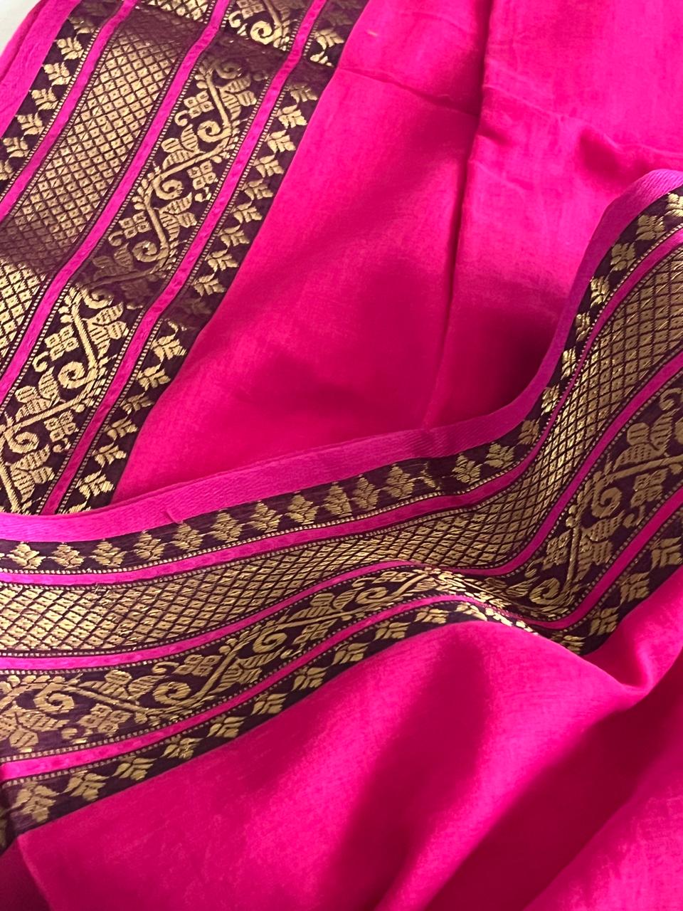 Soft and comfortable Pure Mul Mul Sarees with Resham Border - Pink
