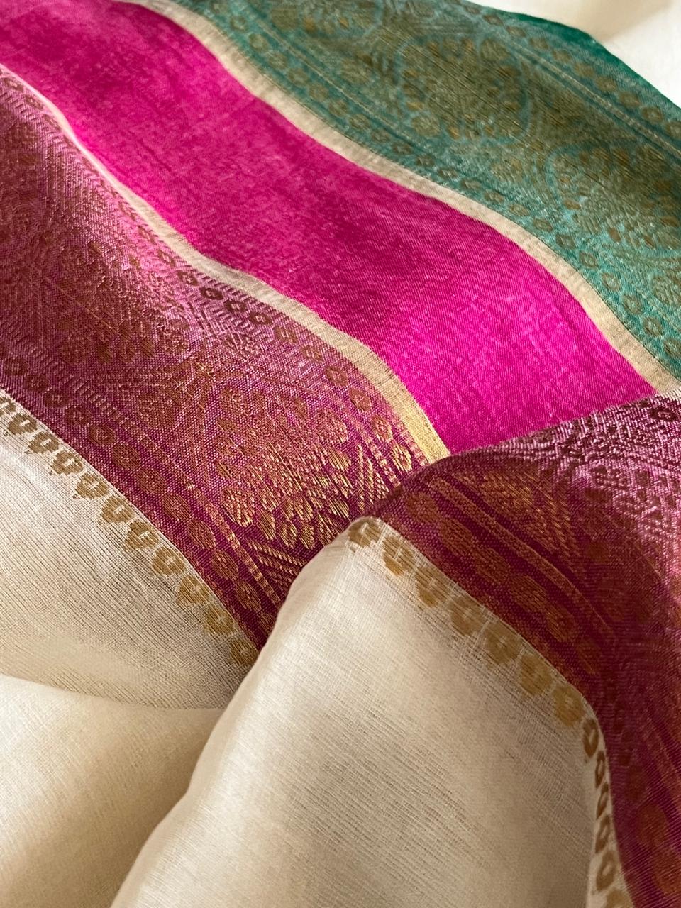 Soft and comfortable Pure Mul Mul Sarees with Resham Border - White