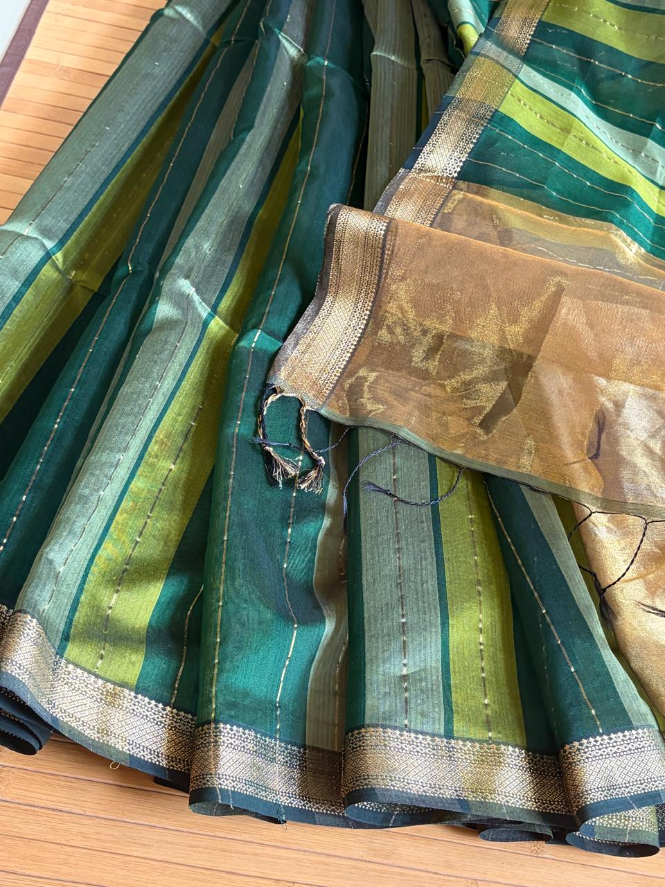 Prakriti Emerald Green Striped Handwoven Maheshwari Saree