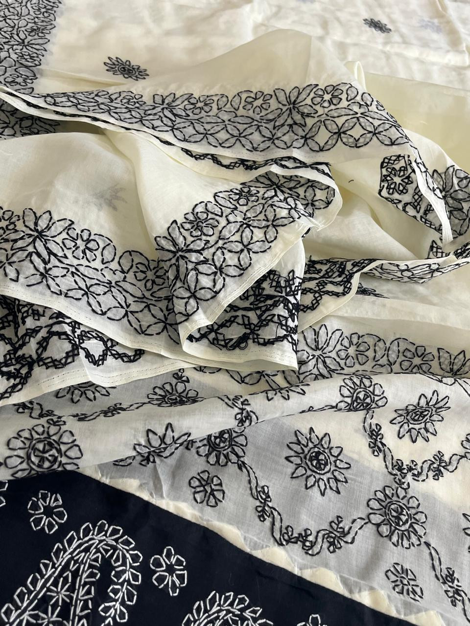 Pure Cotton Hand Chikankari Embroidery Saree- Black with White