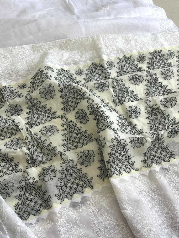 Image of Pure Cotton Hand Chikankari Embroidery Saree- White with Dark Green