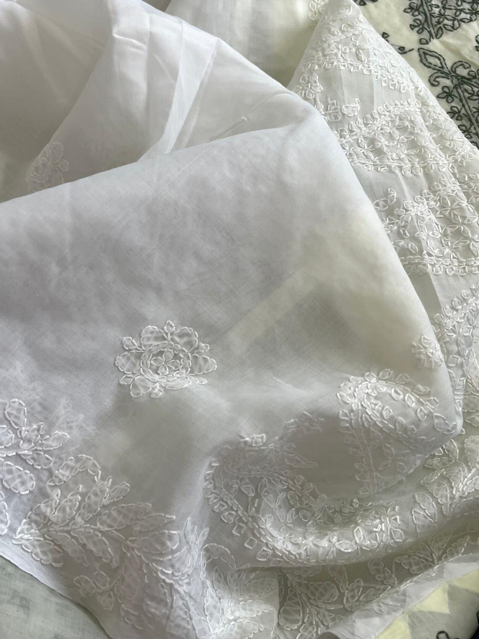 Pure Cotton Hand Chikankari Embroidery Saree- White with Dark Green