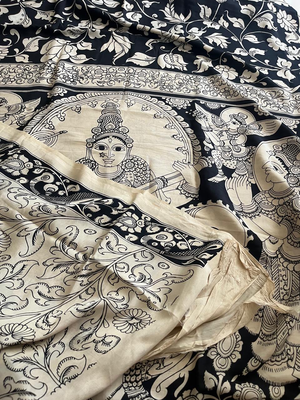 Chenoori Silk Hand Painted Kalamkari Saree - Black and White