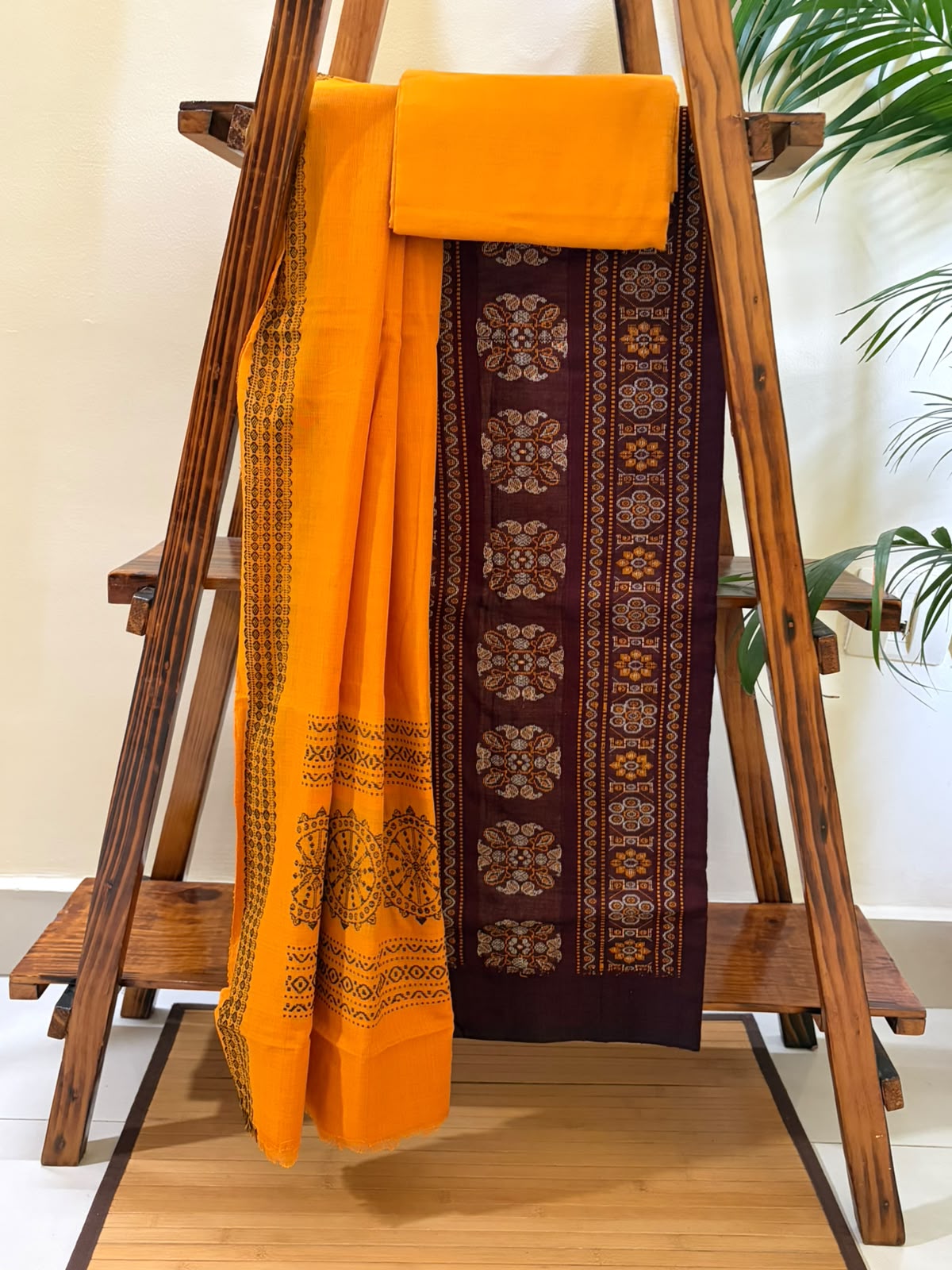 Pure Cotton Handloom Sambhalpuri 3 piece Suits - Maroon Kurta