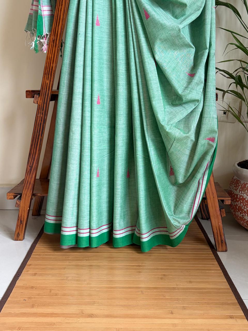 100 Pure Cotton Handloom Saree with woven buttis - Sea Green