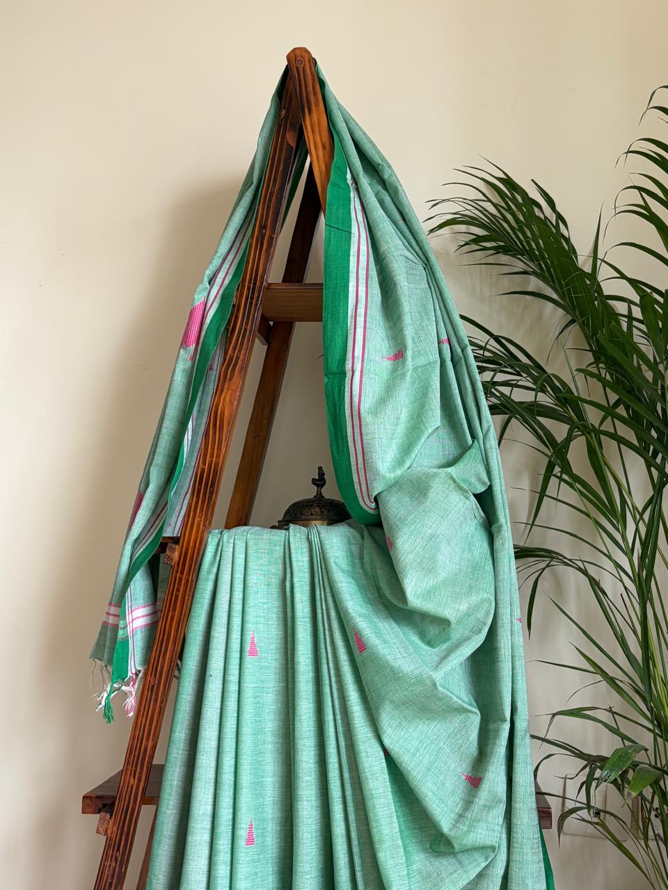 100 Pure Cotton Handloom Saree with woven buttis - Sea Green