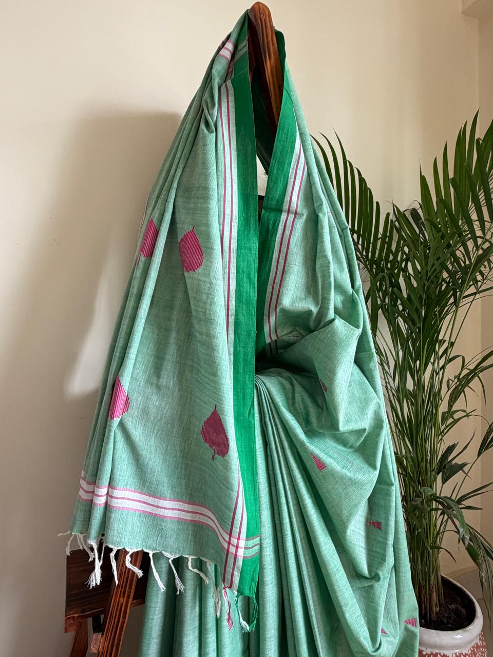 100 Pure Cotton Handloom Saree with woven buttis - Sea Green