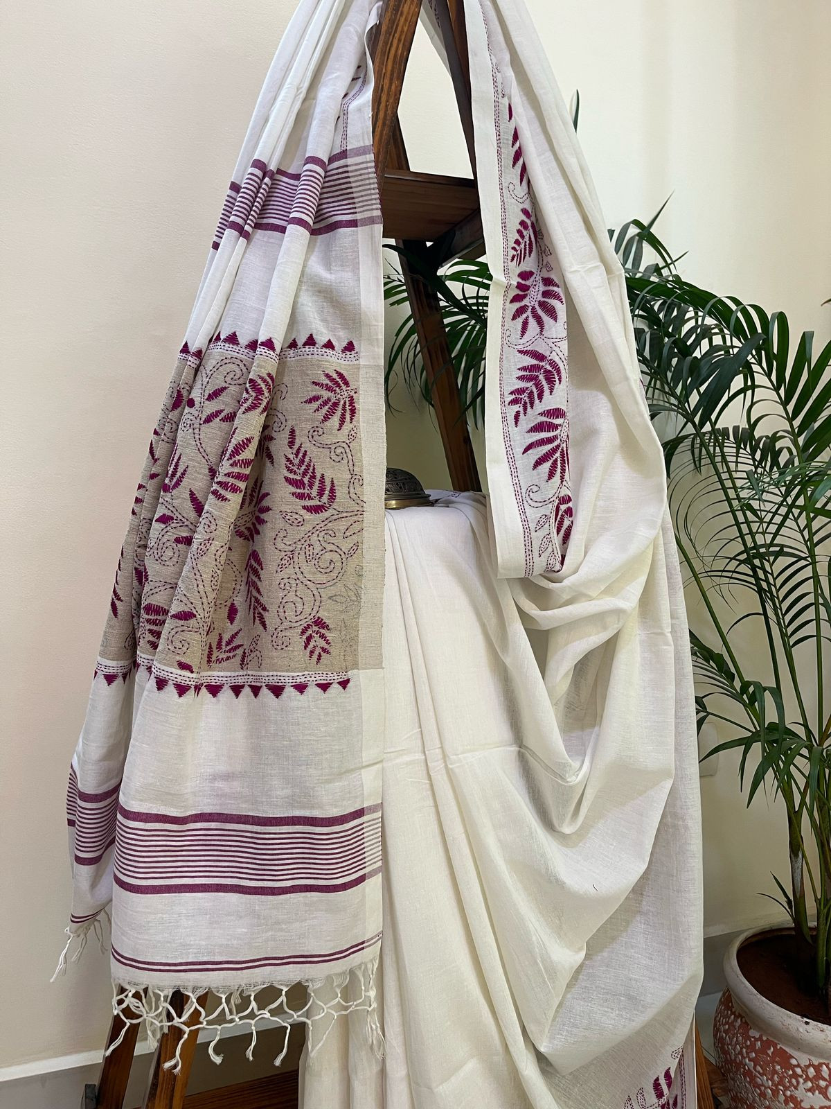Beautiful Pure Cotton Saree with Hand Embroidered Kantha Work - White