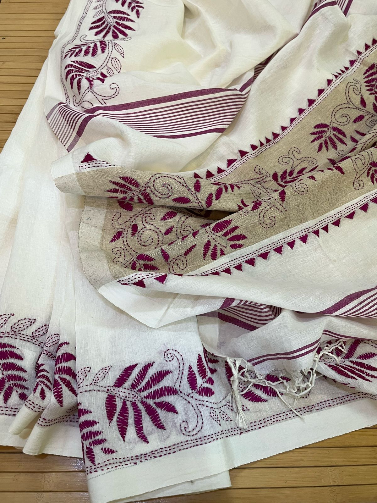 Beautiful Pure Cotton Saree with Hand Embroidered Kantha Work - White