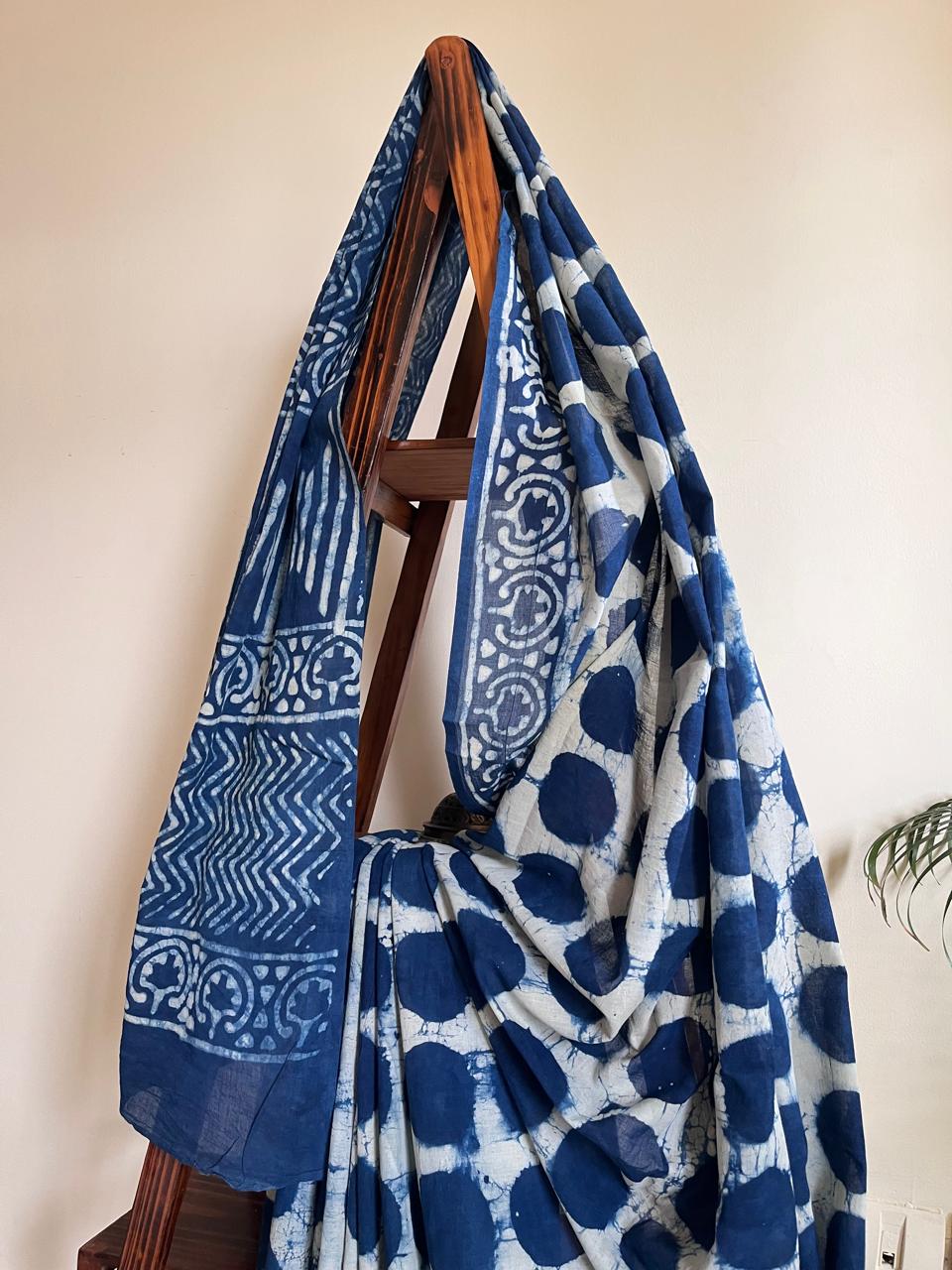 Pure cotton sarees with handblock prints - Indigo