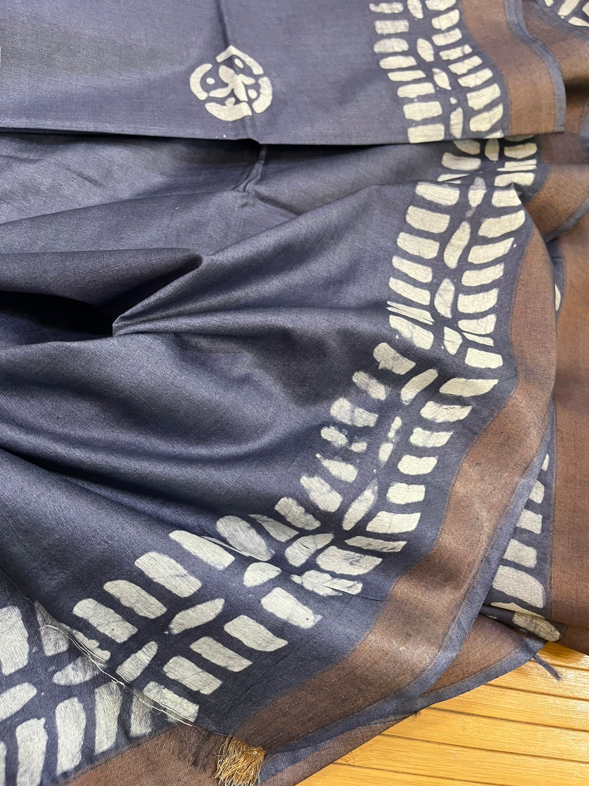 Pure Cotton Wax Batik Saree with zari border - Ash Grey