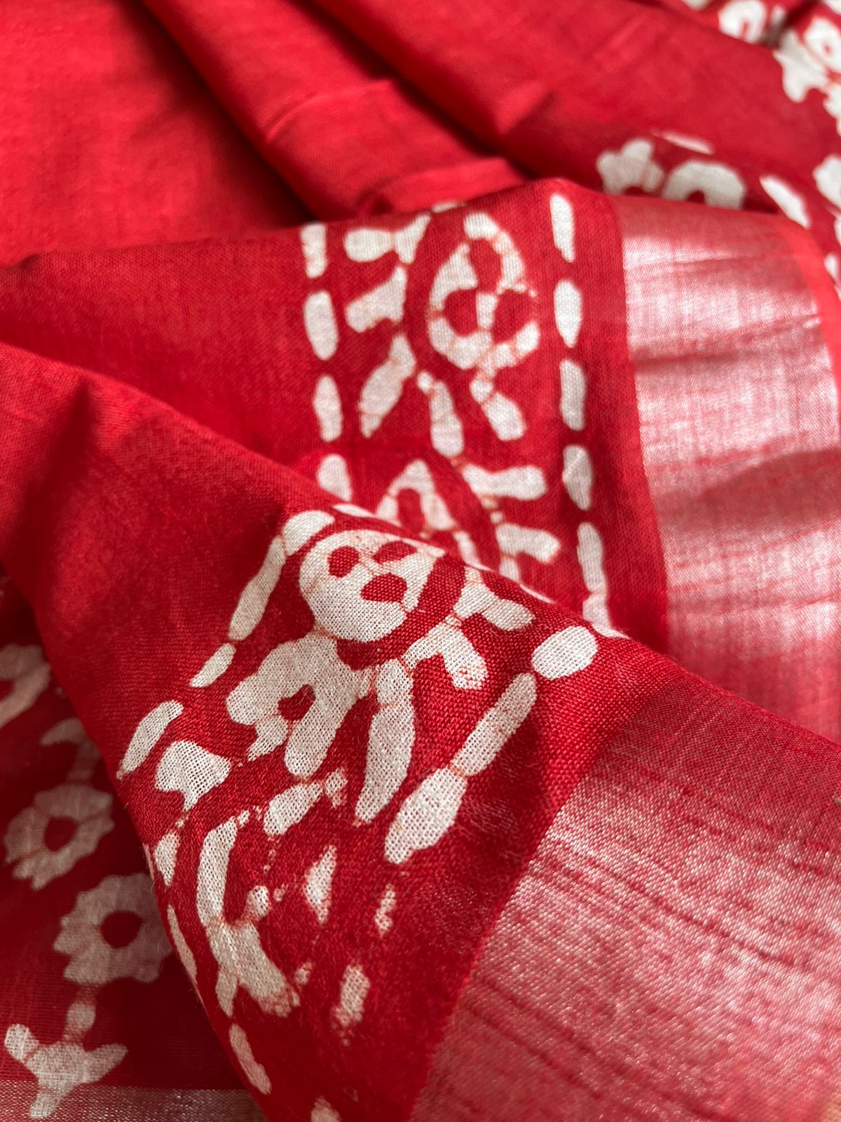 Pure Cotton Wax Batik Saree with zari border - Red