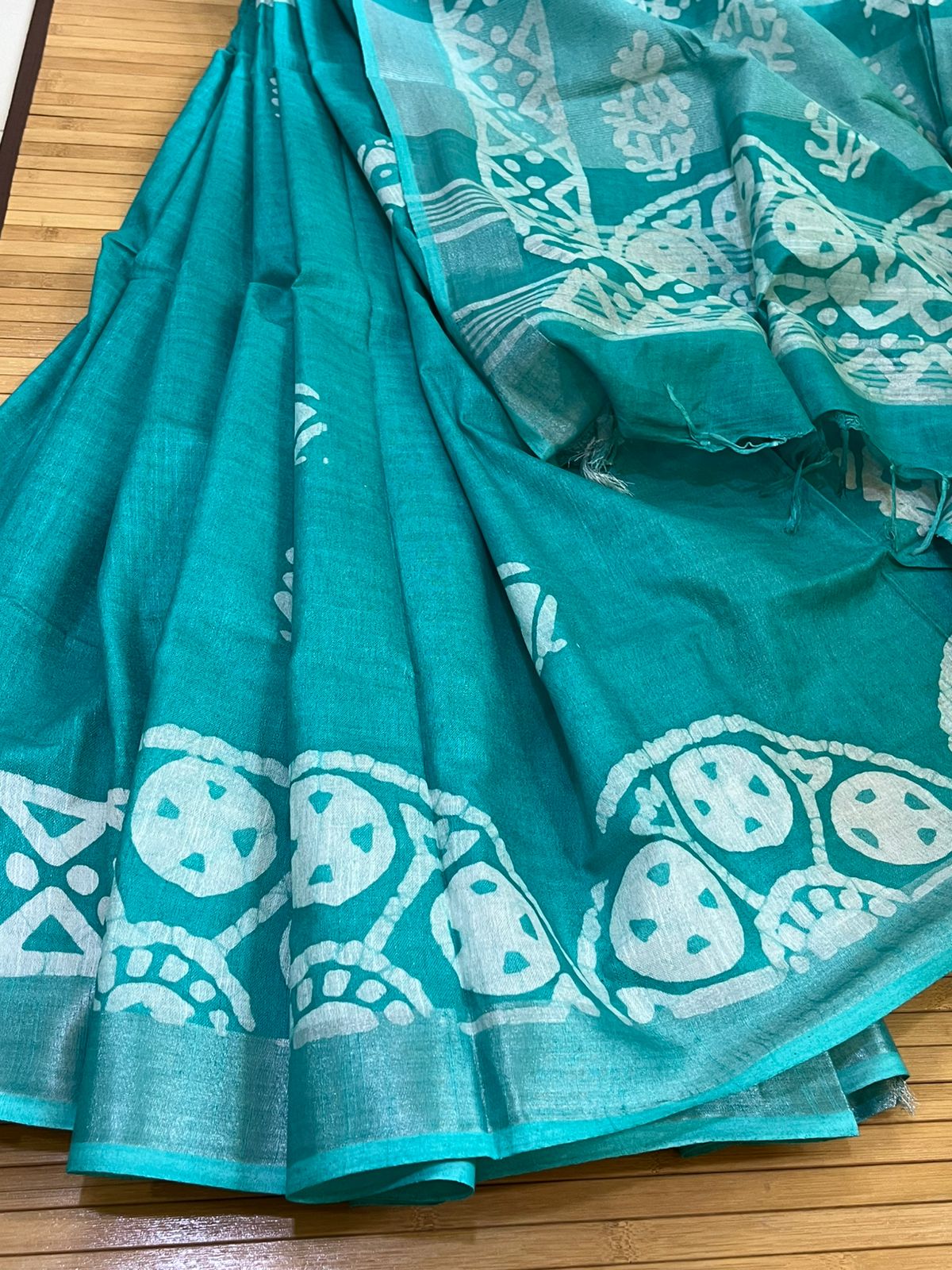 Pure Cotton Wax Batik Saree with zari border - Teal