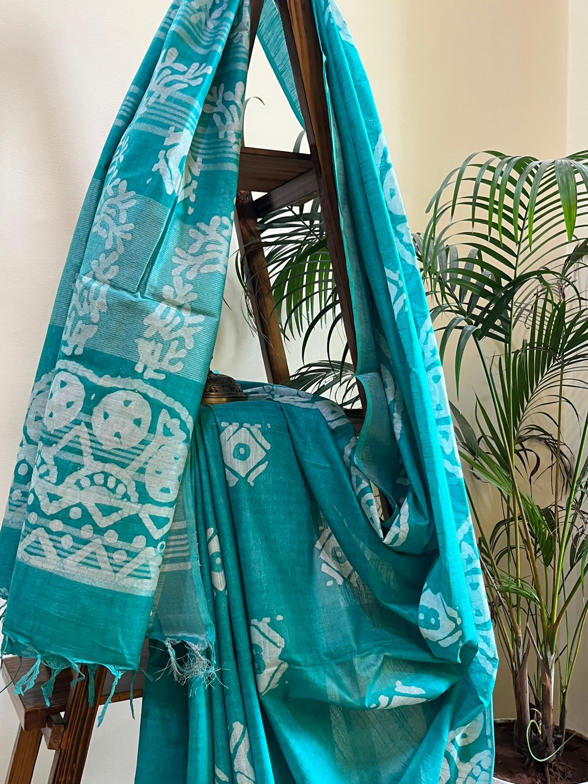 Pure Cotton Wax Batik Saree with zari border - Teal
