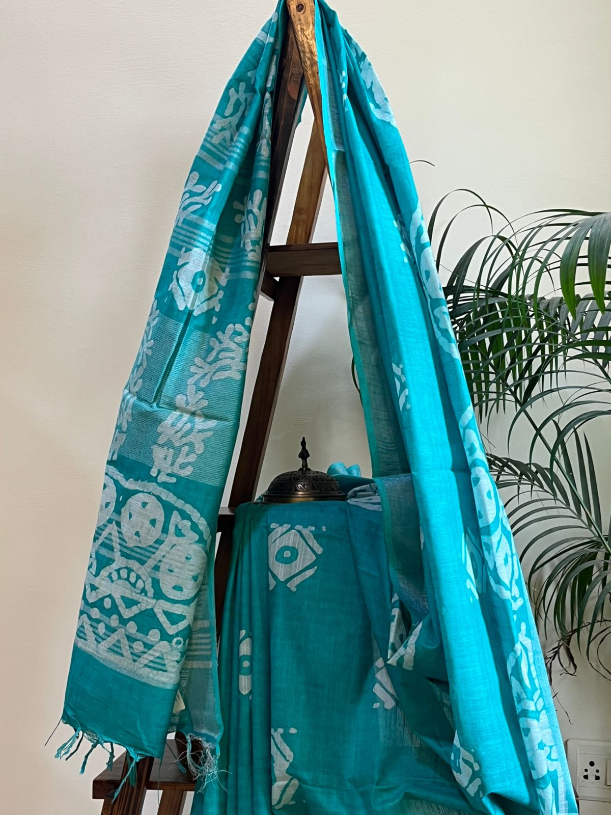 Pure Cotton Wax Batik Saree with zari border - Teal