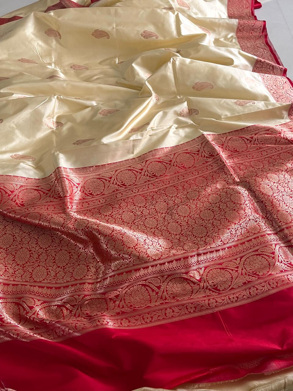Pure Handloom Banarasi Katan Silk saree - Off-White with Red