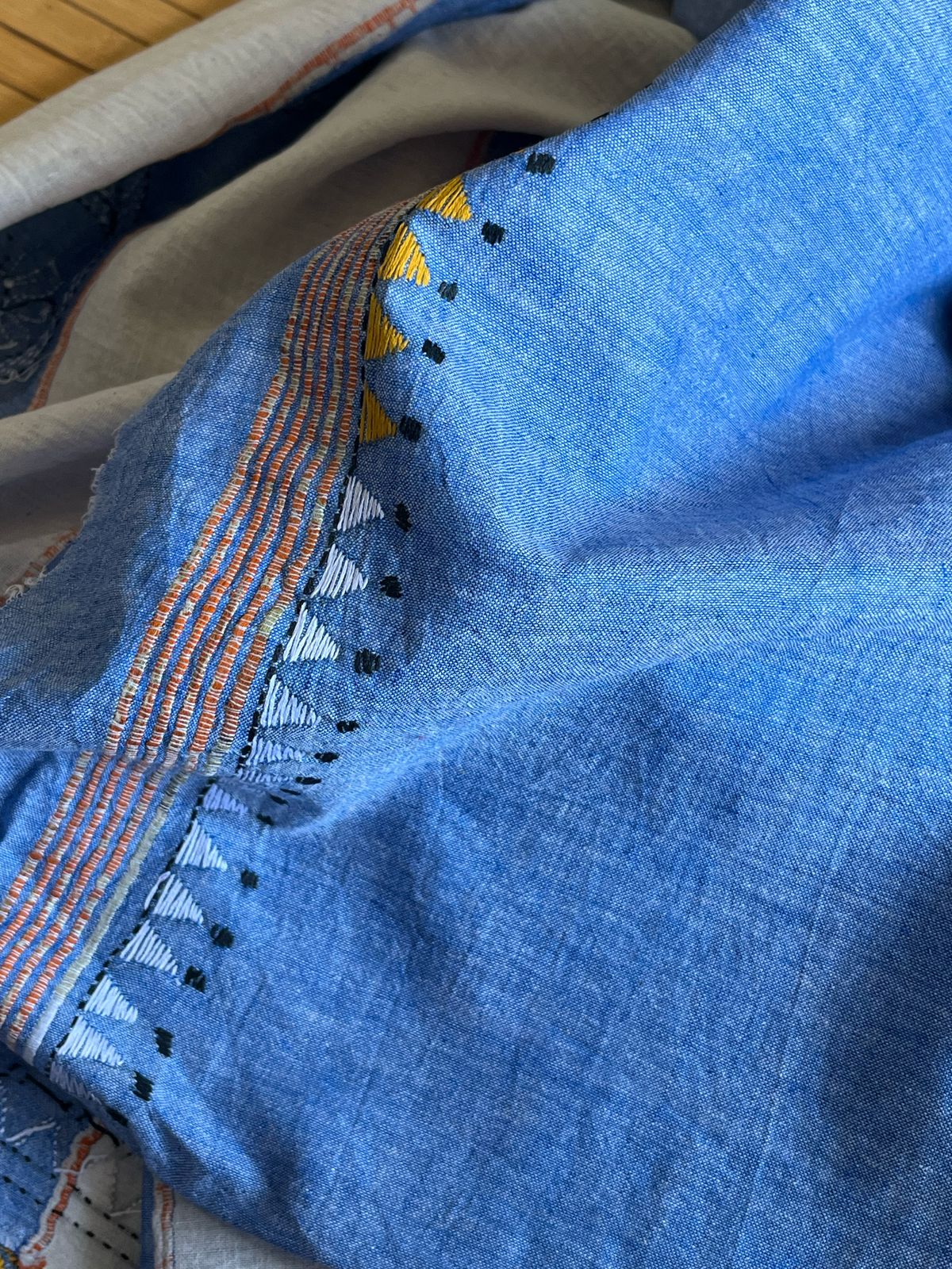 Pure Khesh Cotton Saree With Kantha Hand Embroidery - Blue