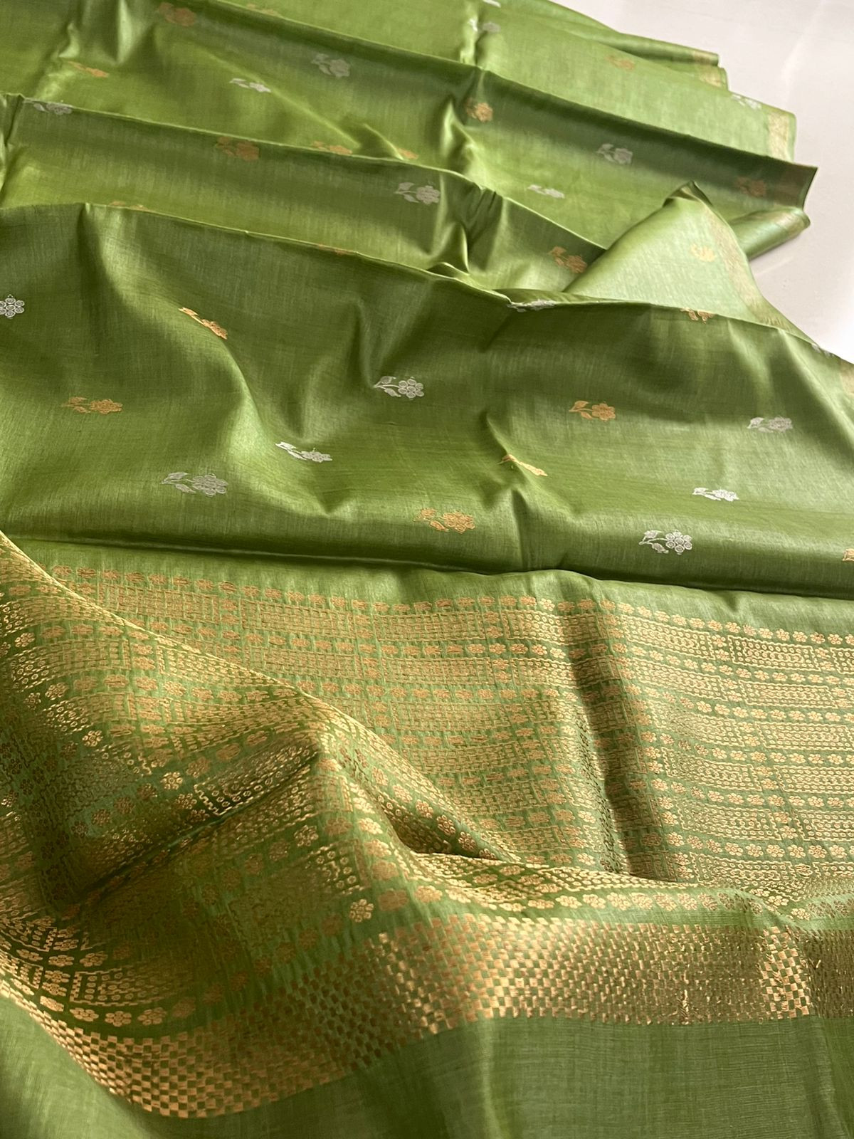 Pure Kosa Silk Handwoven saree - Green
