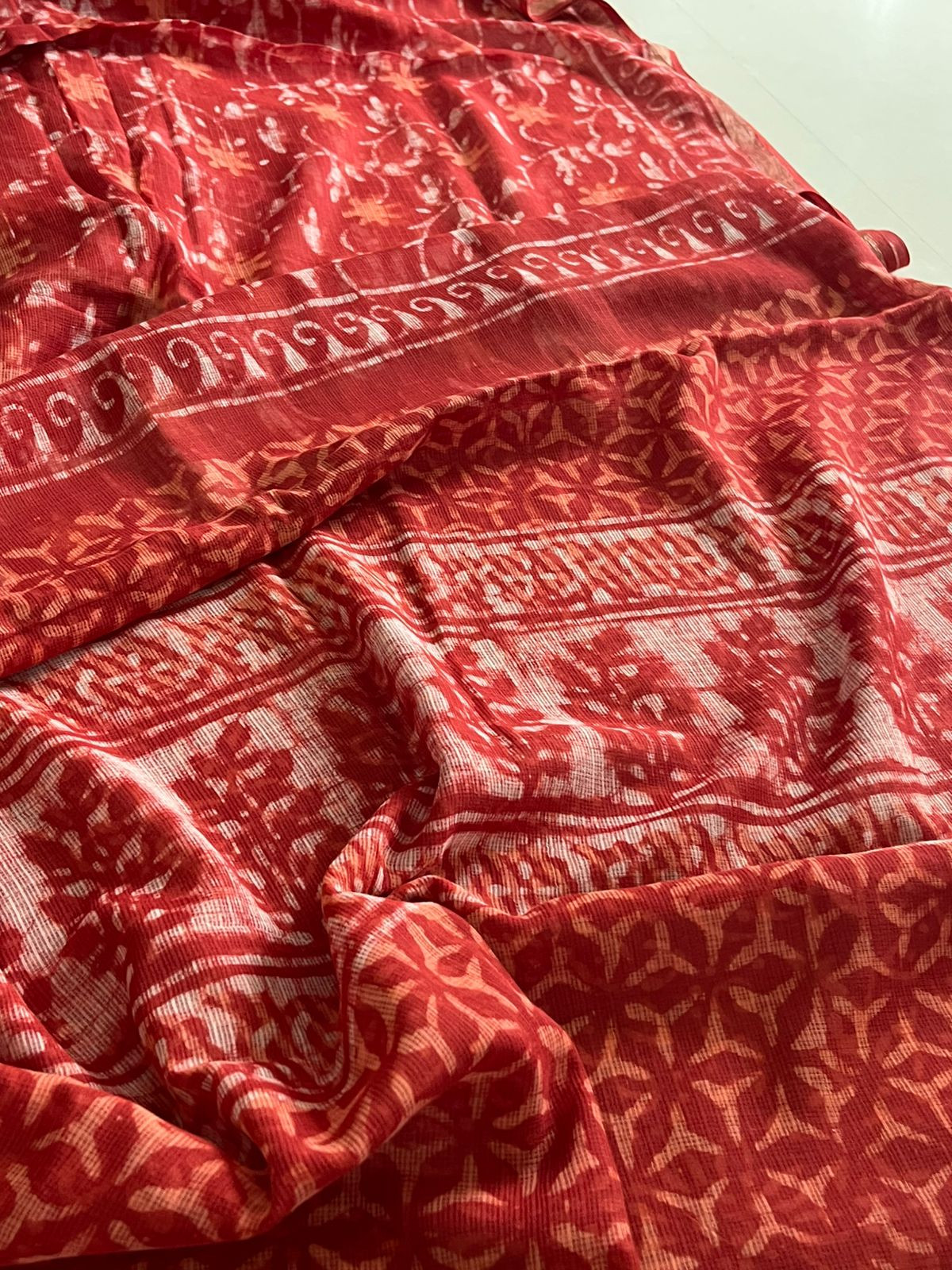 Pure Kota Cotton Dabu Sarees with woven Zari border - Red