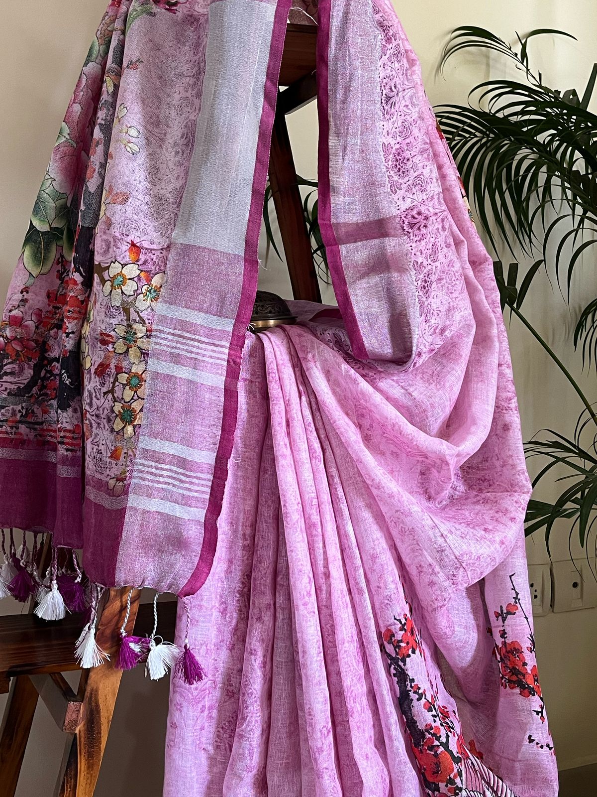 Pure Linen Woven Sarees - Pink