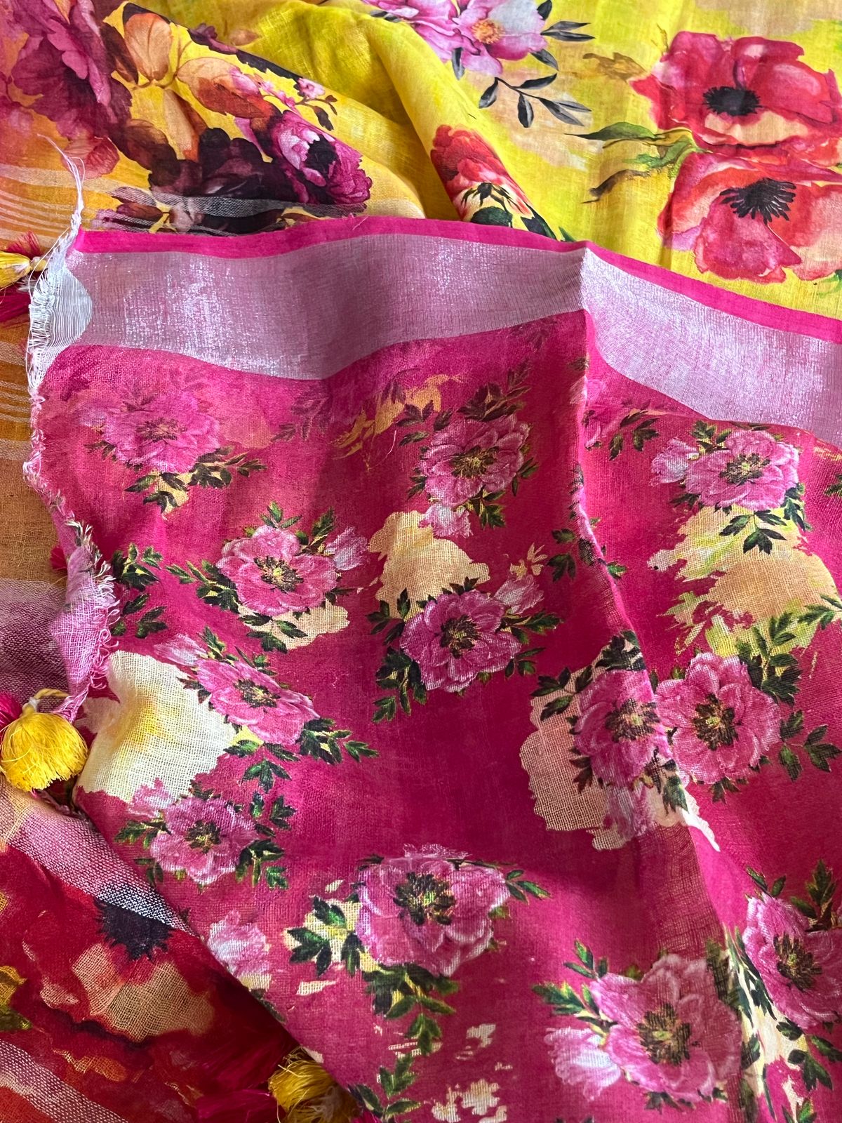 Pure Linen Woven Sarees - Yellow